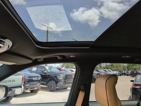 Used 2024 Jeep Grand Cherokee Summit AWD/4WD image 21