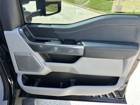 Used 2024 Ford F450 Limited w/ FX4 Off-Road Package image 30