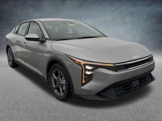 New 2025 Kia K4 LXS video 2