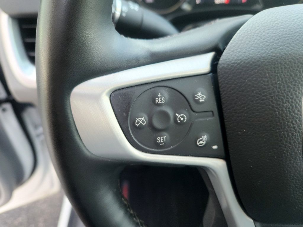 Used 2024 GMC Terrain SLT w/ Tech Package AWD/4WD image 25