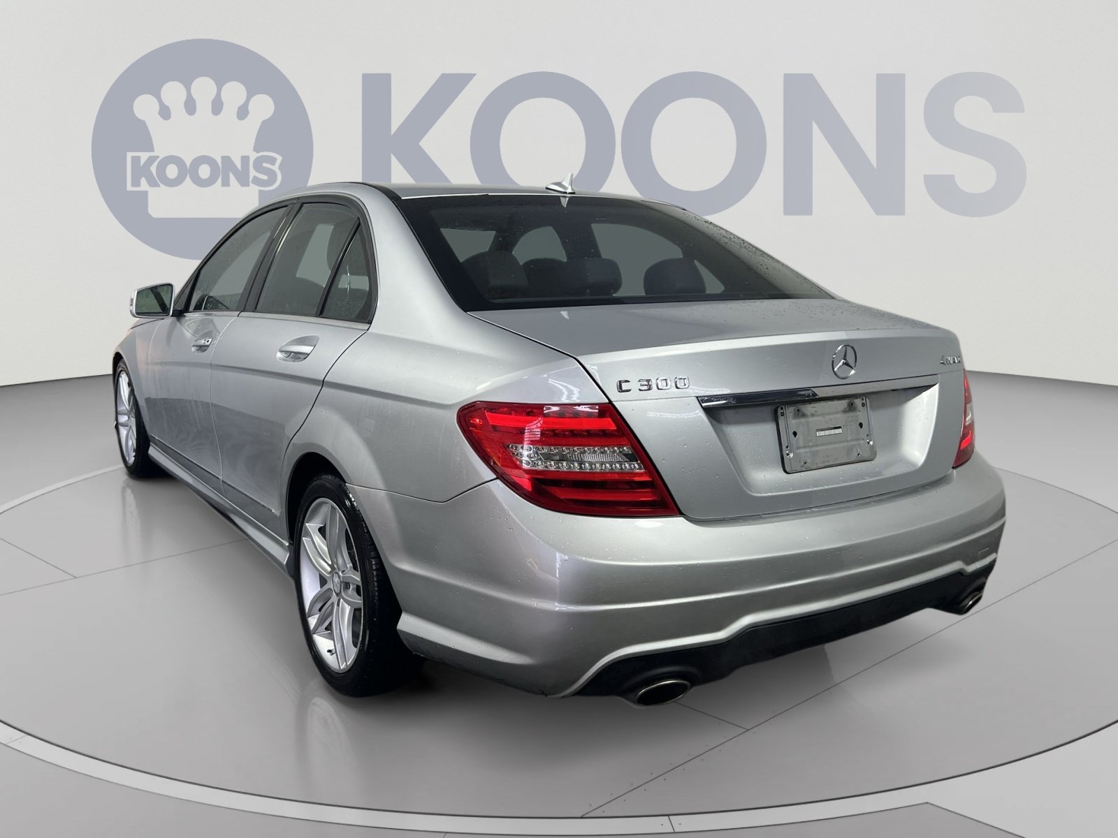 Used 2012 Mercedes-Benz C 300 4MATIC Sedan image 4