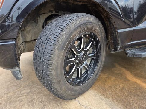 Used 2023 Ford F150 Lariat AWD/4WD image 31