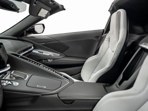 Used 2025 Chevrolet Corvette Stingray Coupe image 56