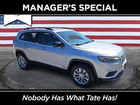 Certified 2022 Jeep Cherokee Latitude Lux AWD/4WD image 1