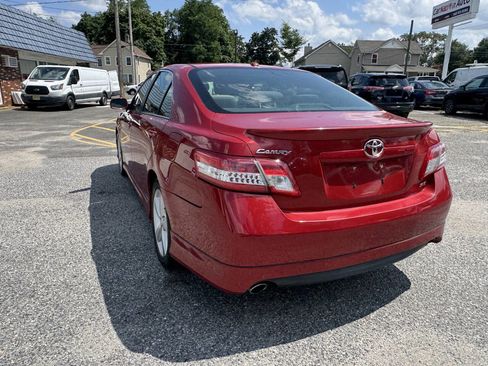 Used 2010 Toyota Camry SE image 8