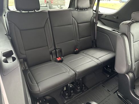New 2026 GMC Yukon Denali w/ Denali Reserve Package AWD/4WD image 42