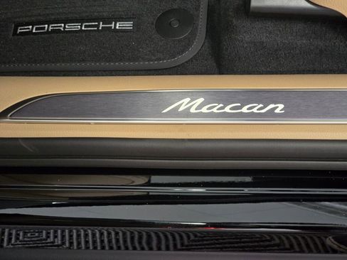 New 2025 Porsche Macan image 25