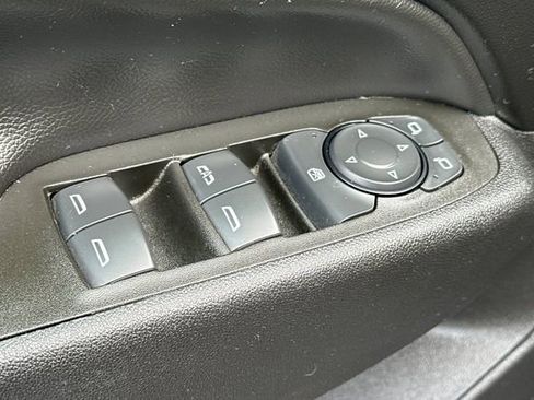Used 2022 Chevrolet Equinox LT w/ Driver Convenience Package AWD/4WD image 14
