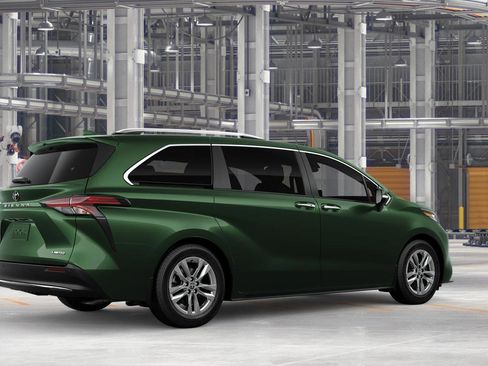 New 2026 Toyota Sienna Limited FWD image 10