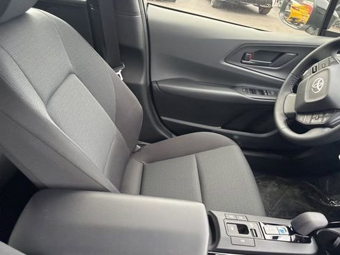 New 2026 Toyota Prius LE image 31