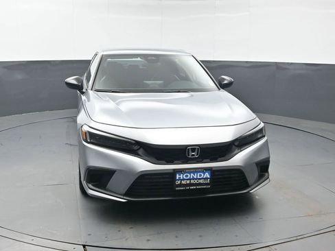 Used 2023 Honda Civic Sport image 9