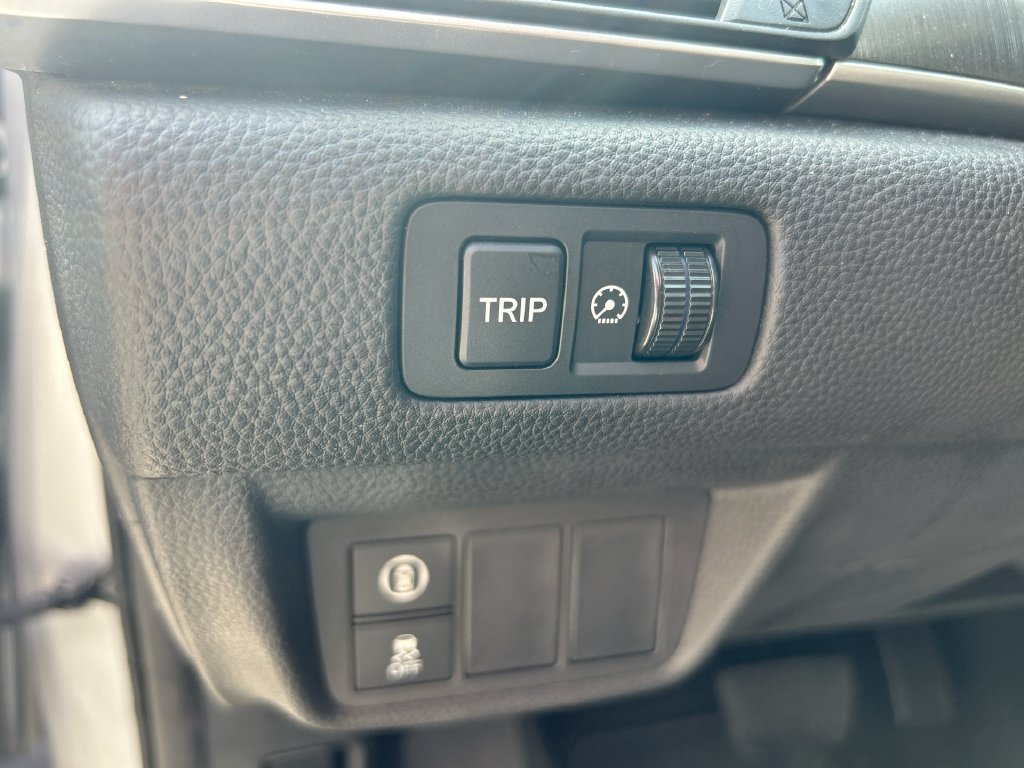 Used 2018 Honda Accord LX image 13