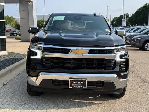 Used 2023 Chevrolet Silverado 1500 LT AWD/4WD image 8