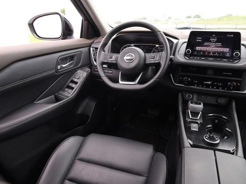 Certified 2023 Nissan Rogue SV w/ SV Premium B Package AWD/4WD image 23