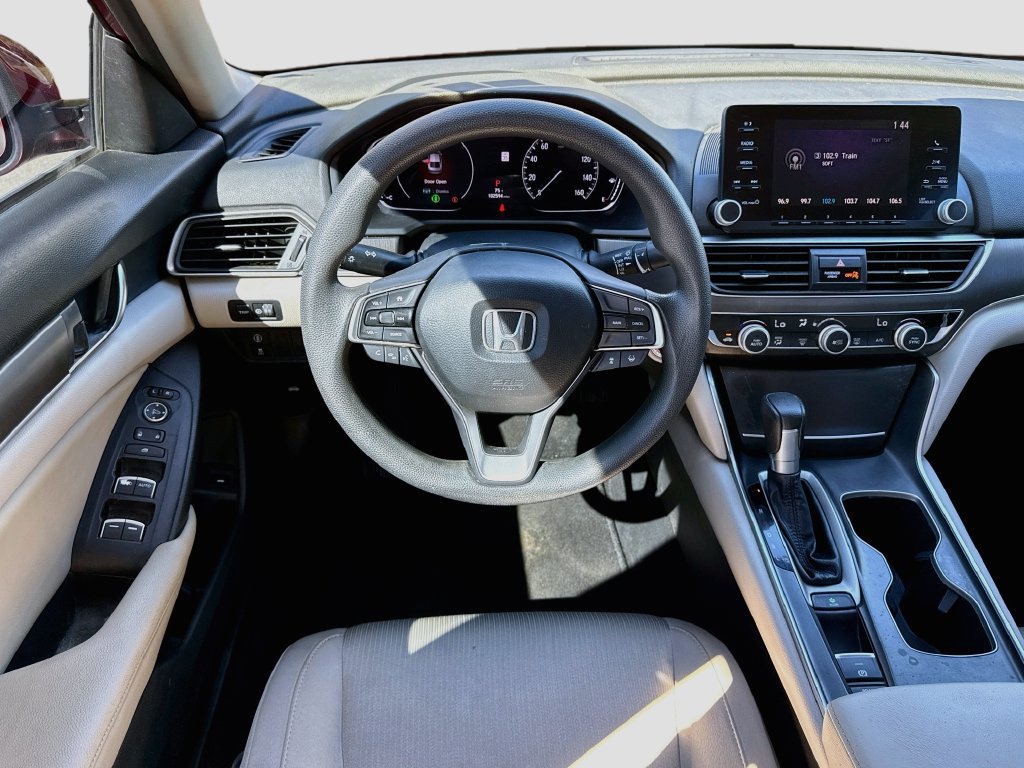 Used 2018 Honda Accord LX image 31