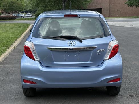 Used 2012 Toyota Yaris LE FWD image 5