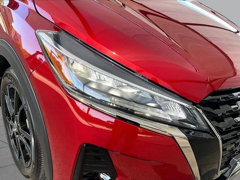Certified 2023 Nissan Kicks SR w/ SR Premium Package FWD image 27
