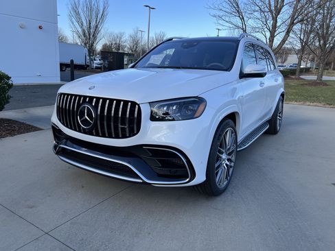 New 2026 Mercedes-Benz GLS 63 AMG 4MATIC image 5