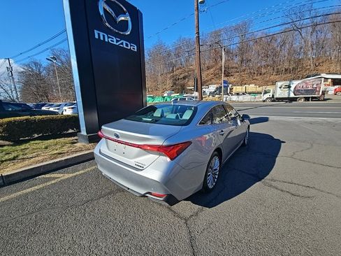 Used 2021 Toyota Avalon Limited w/ Advanced Safety Package image 7