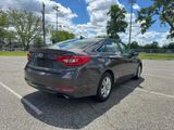 Used 2017 Hyundai Sonata SE image 5