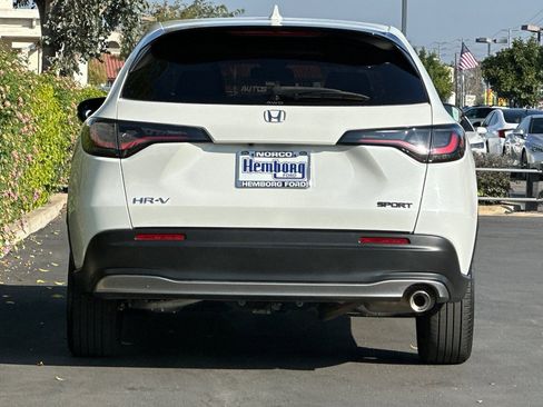 Used 2023 Honda HR-V Sport image 5