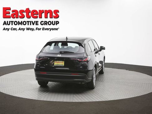 Used 2023 Honda HR-V LX image 37