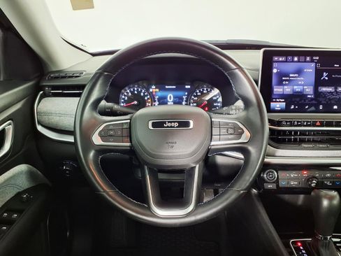 Used 2022 Jeep Compass Latitude w/ Convenience Group AWD/4WD image 15