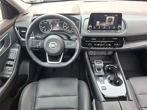 Used 2021 Nissan Rogue SL image 11