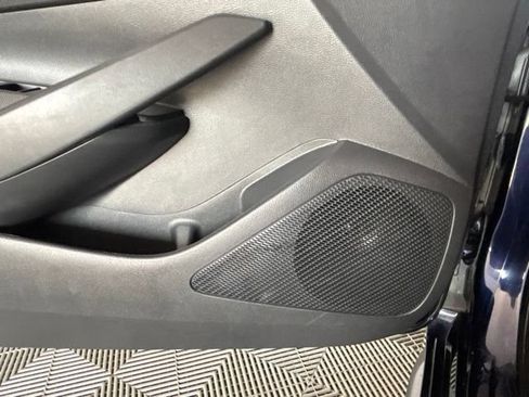 Used 2021 Toyota Corolla LE w/ Carpet Mat Package (TMS) FWD image 14