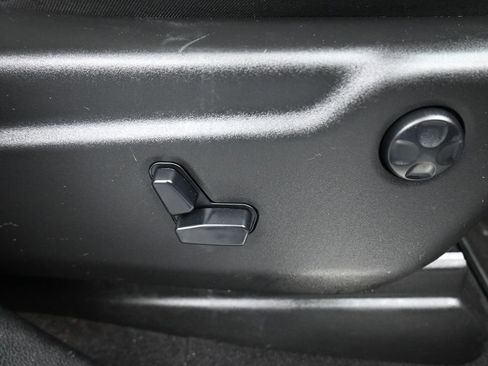 Used 2020 Jeep Grand Cherokee Limited image 43