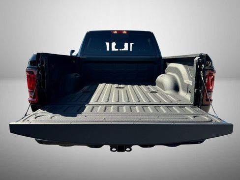 New 2026 RAM 2500 Tradesman AWD/4WD image 8