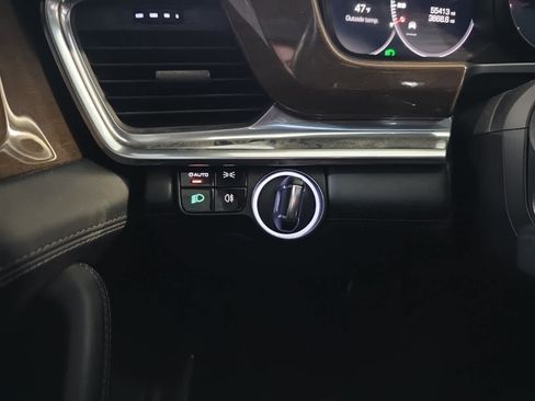 Used 2017 Porsche Panamera Turbo image 30