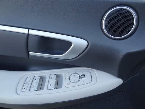 Used 2024 Hyundai Sonata SEL image 16