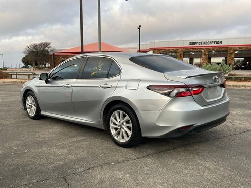 Used 2023 Toyota Camry LE image 7