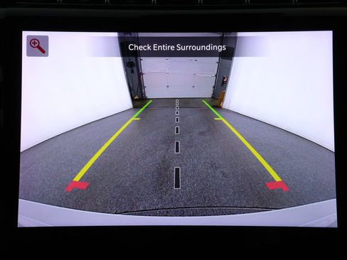 Used 2023 Jeep Grand Cherokee Overland w/ Luxury Tech Group IV image 17