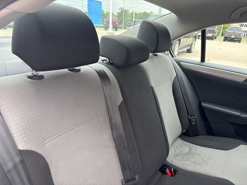 Used 2017 Volkswagen Jetta S FWD image 29