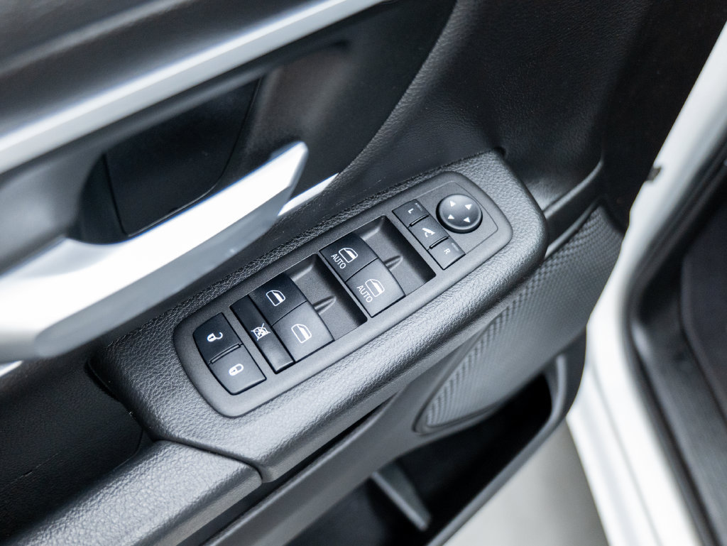 Used 2023 RAM 1500 Big Horn AWD/4WD image 54