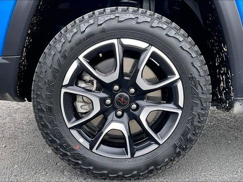 Used 2025 Jeep Compass Trailhawk AWD/4WD image 8