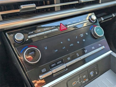 Used 2024 Hyundai Santa Fe XRT image 20