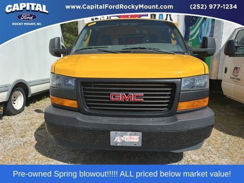 Used 2018 GMC Savana 3500 Extended w/ Driver Convenience Package RWD image 1