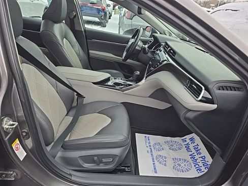 Used 2018 Toyota Camry XLE w/ Audio Package image 27