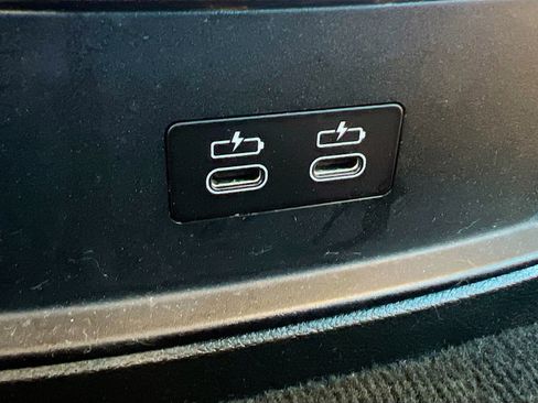 Used 2021 BMW 330i Sedan w/ Driving Assistance Package image 26