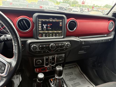 Used 2020 Jeep Wrangler Unlimited Rubicon AWD/4WD image 26