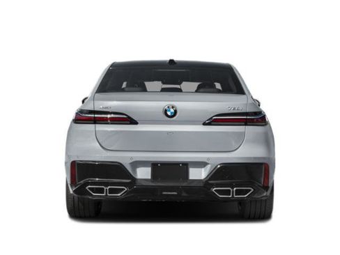 Used 2023 BMW 760i xDrive w/ Luxury Rear Seating Package image 8