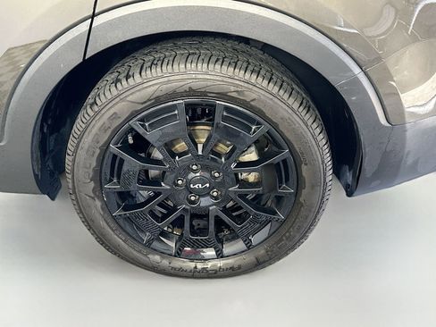 Used 2022 Kia Telluride SX w/ Nightfall Edition Package AWD/4WD image 34