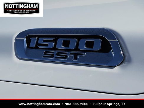 Used 2025 RAM 1500 Laramie image 11