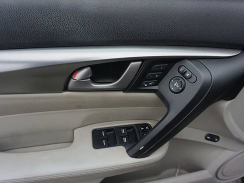 Used 2011 Acura TL w/ Technology Package FWD image 3