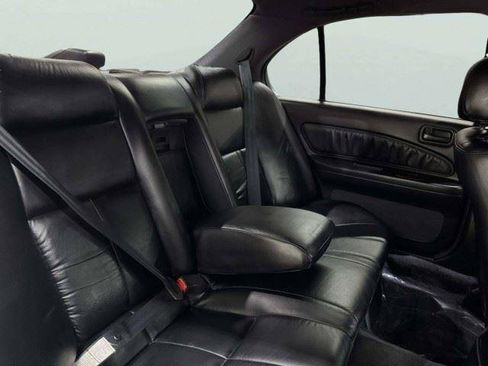 Used 1996 Nissan Maxima FWD image 41