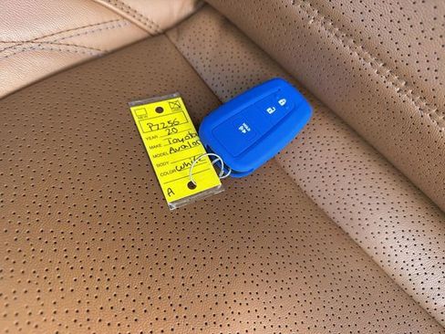 Used 2020 Toyota Avalon Limited w/ Advanced Safety Package FWD image 35