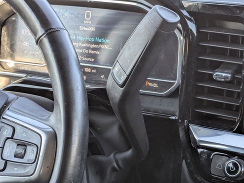 Used 2025 Chevrolet Silverado 1500 LT image 20